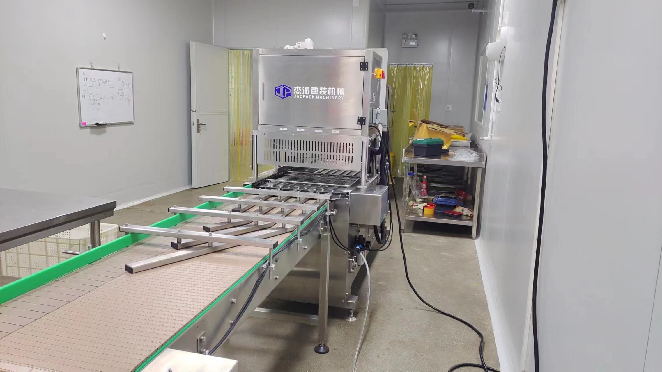 Последние блоги о компании Усиление автоматизации: преобразования и скачки в автоматических упаковочных машинах